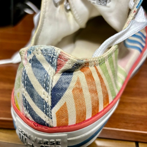 Striped Converse All-Stars - Picture 10 of 14